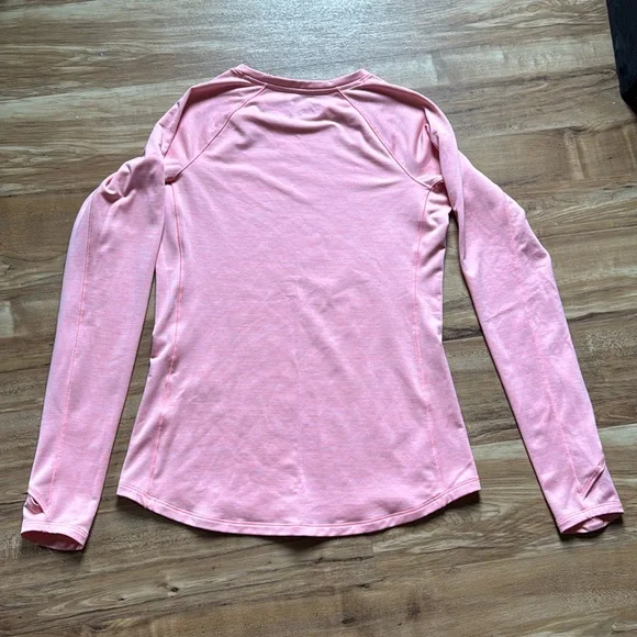 Under Armour sweatshirt size medium. - Picture 5 of 5